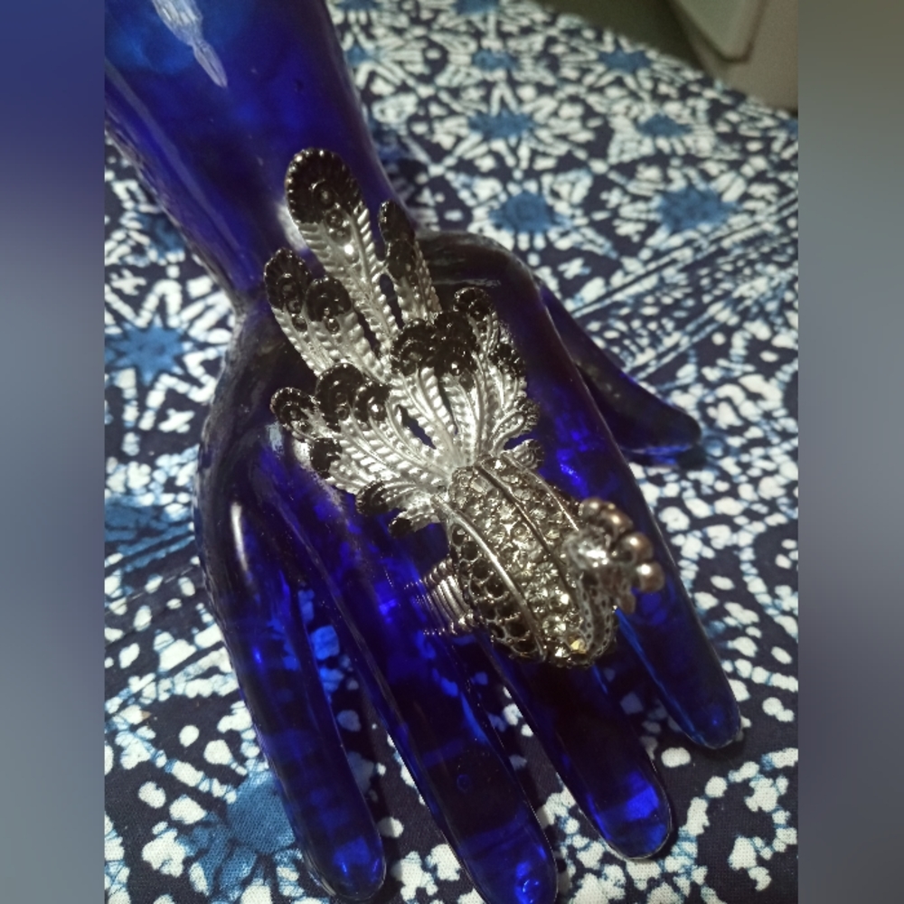 Peacock ring O/S - Picture 4 of 5